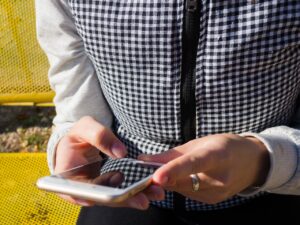 Aplikasi Chatting Bahasa Inggris