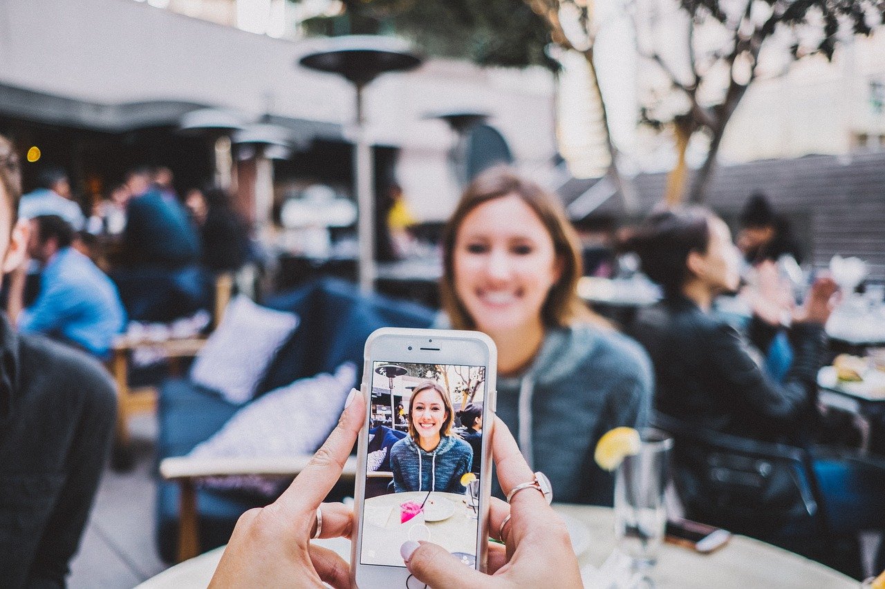 Aplikasi Edit Foto yang Bisa Menghilangkan Objek
