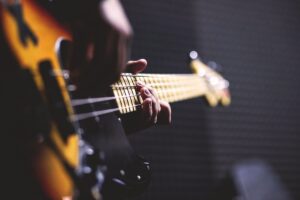 Cara Menyetem Gitar