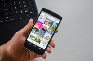 Aplikasi Feed Instagram Nyambung