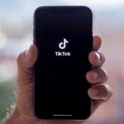 Cara Agar Video Tiktok Muncul di Beranda