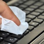 Cara Membersihkan Keyboard Laptop