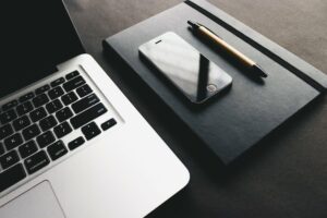 Cara Membersihkan Keyboard Laptop