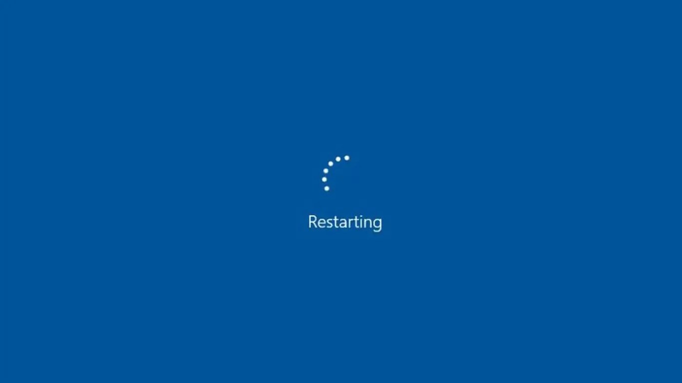 Синяя запуска. Shutting down. Just a moment Windows 10. Картинка подождите. Shutting down gif.