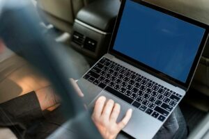 Cara Membersihkan Sampah di Laptop