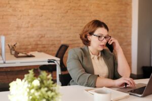 Cara Menghubungi CS GoPay Melalui Email