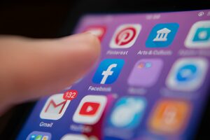 Cara Mendownload Video Facebook